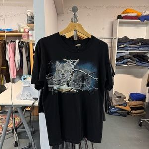 Vintage made in Canada Wolf T-shirt in Black